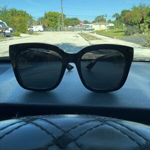 Gucci Women’s Black Oversized Square Sunglasses - Gloss Frame